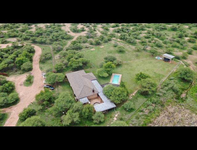 1,731M² LODGE FOR SALE IN DINOKENG GAME RESERVE